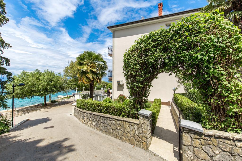 Apartments & Rooms Milcetic M Malinska Εξωτερικό φωτογραφία