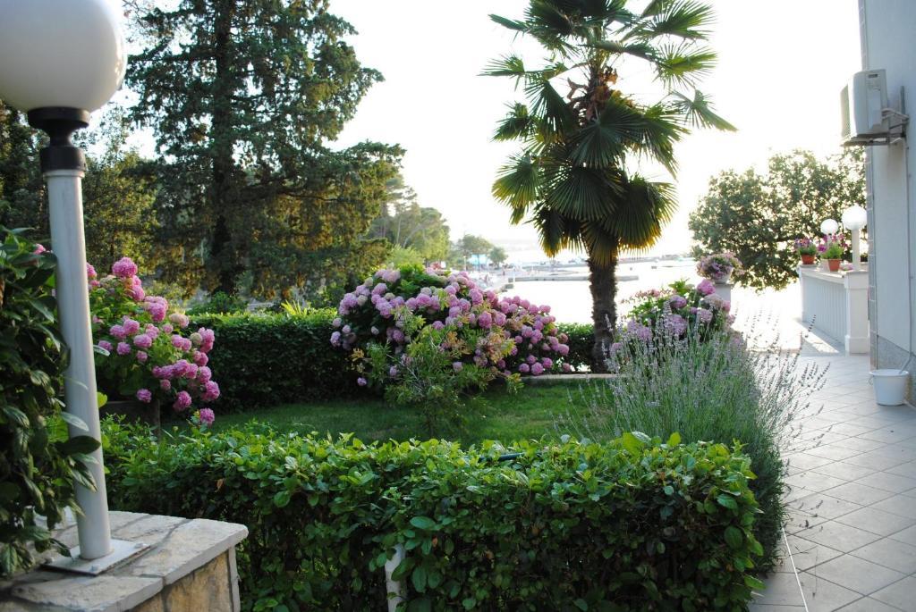 Apartments & Rooms Milcetic M Malinska Εξωτερικό φωτογραφία