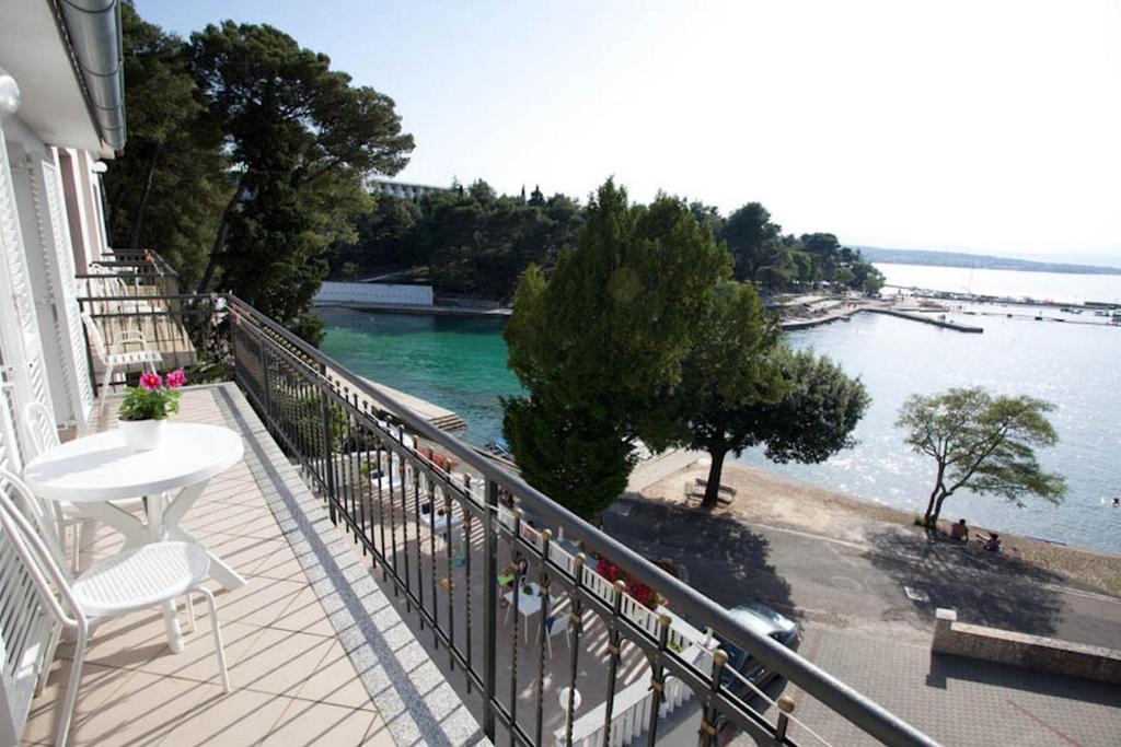 Apartments & Rooms Milcetic M Malinska Δωμάτιο φωτογραφία