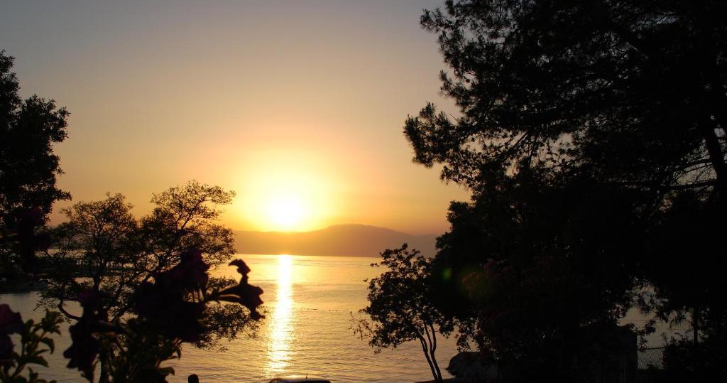 Apartments & Rooms Milcetic M Malinska Εξωτερικό φωτογραφία